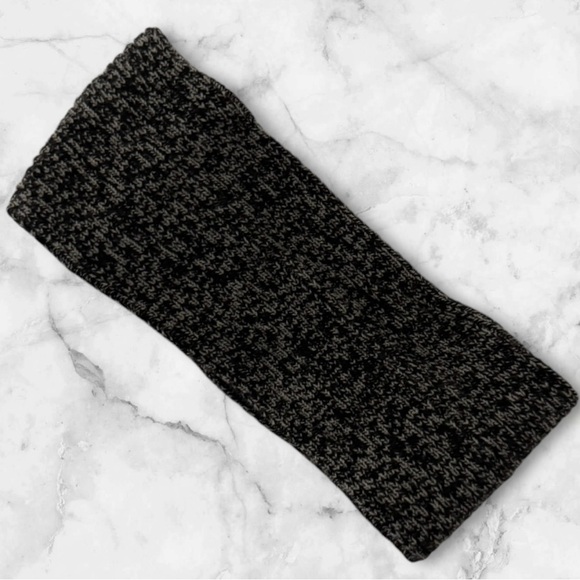 FREE 🆕🐝Knitted Headband with Twist Detail - Picture 3 of 12